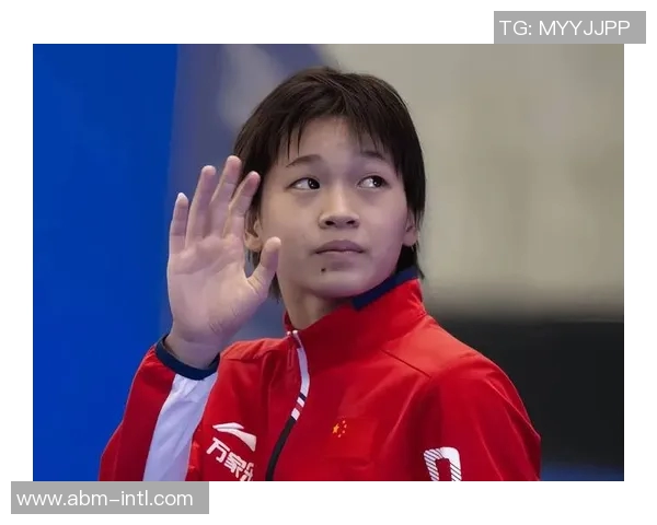 重庆乒乓球队在世界杯预选赛中展现出惊人速度与卓越表现的点评分析